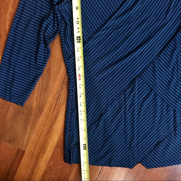 Vince Camuto Women’s Top M - Picture 6 of 7